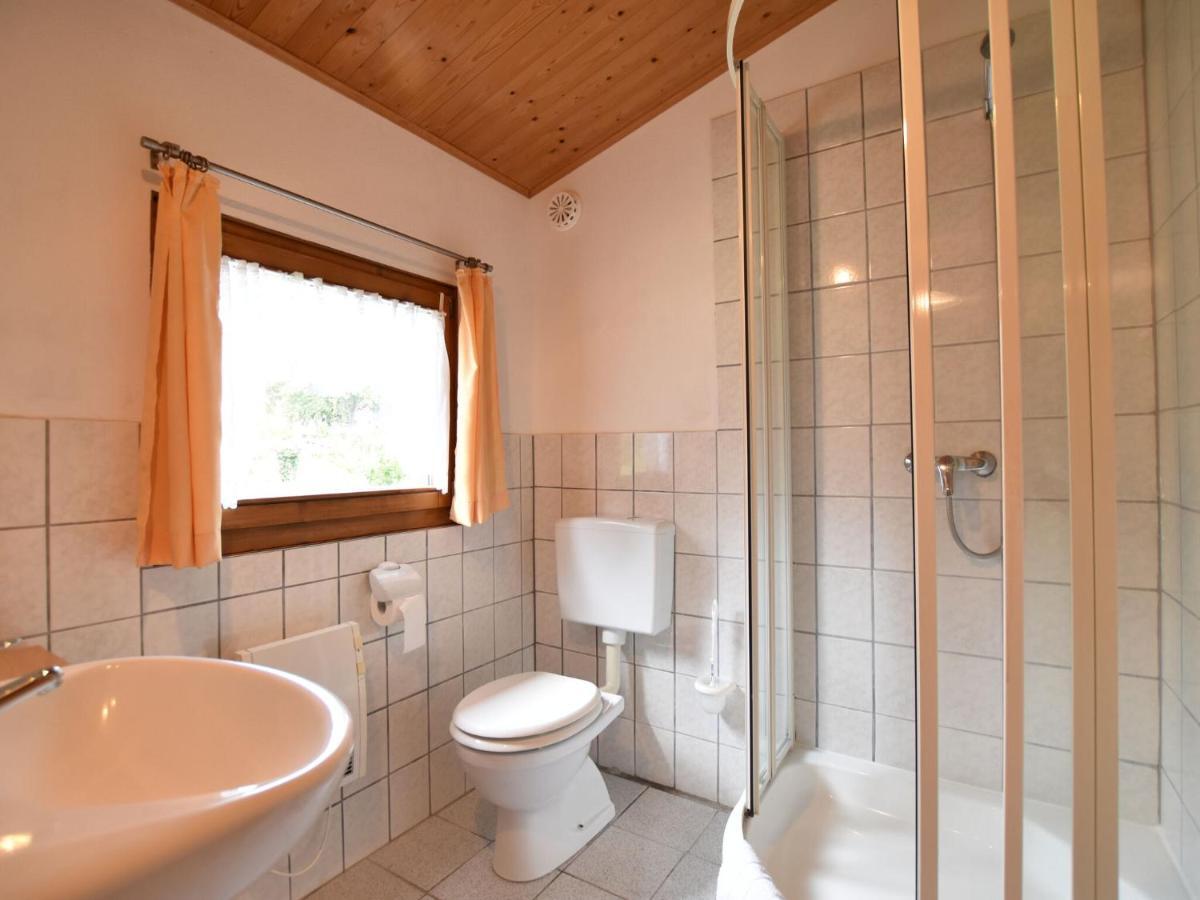 Lovely Bungalow Near Sea In Elmenhorst Kalkhorst Exterior photo